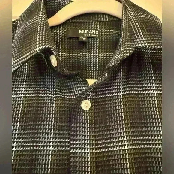 NWOT Murano Liquid Luxury button down. Men’s Size Medium. texture detail! - Picture 4 of 6